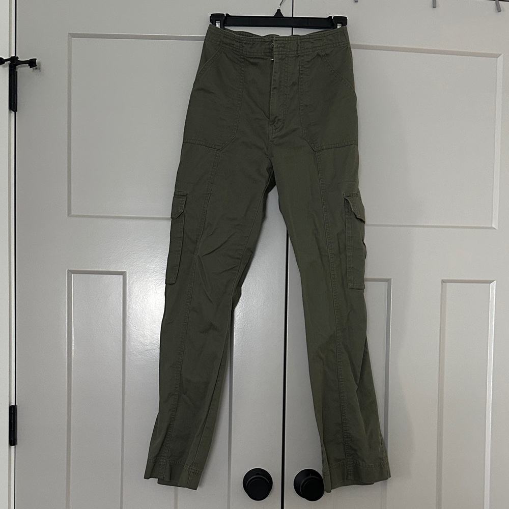 Abercrombie & Fitch Women’s Green Cargo Pants